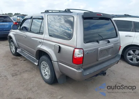 2002 Toyota 4Runner Sr5 V6 z USA, uszkodzony, nr VIN JT3GN86R820258424